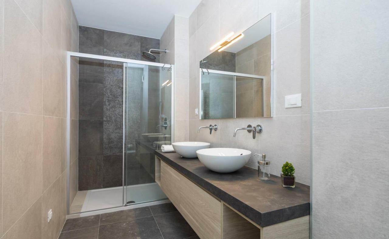 Luxury Villa Lucice View 밀나 외부 사진